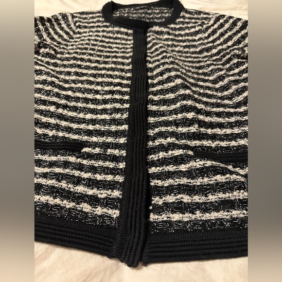Anne Klein Black and White Textured Cardigan - Size L - Picture 7 of 13